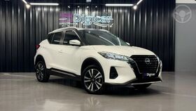 kicks exclusive 1.6 16v flex aut.  2024 lajeado