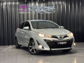 yaris xs connect 1.5 flex 16v 5p aut. 2022 lajeado