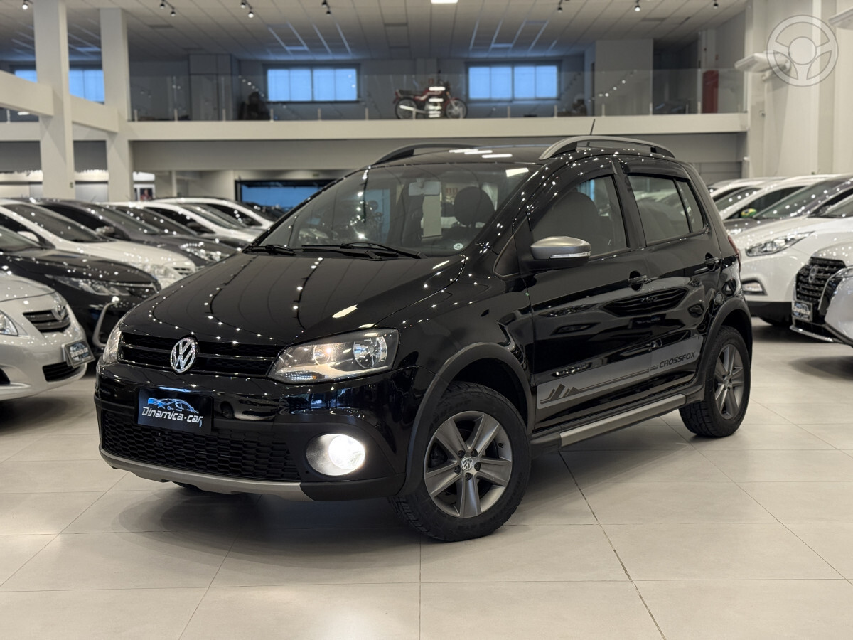 CROSSFOX 1.6 MI FLEX 8V 4P MANUAL - 2012 - VENâNCIO AIRES