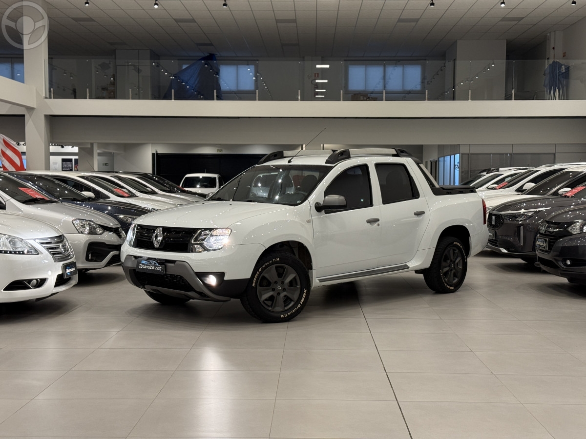 DUSTER OROCH 2.0 16V FLEX DYNAMIQUE 4P MANUAL - 2016 - VENâNCIO AIRES