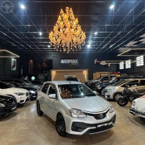 etios 2018 lajeado