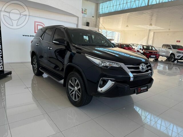 HILUX SW4 SRX 4X4 4.0 V6 - 2016 - MARAU