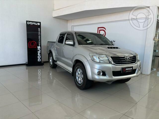 HILUX SRV 3.0  - 2013 - MARAU