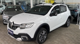 sandero 1.6 stepway iconic x tronic 16v flex 4p automatico 2023 caxias do sul