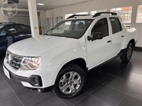 oroch 1.6 16v sce intense flex 4p manual 2024 caxias do sul