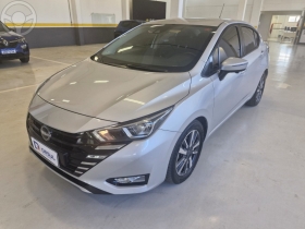 VERSA 1.6 ADVANCE 16V FLEX 4P AUTOMÁTICO