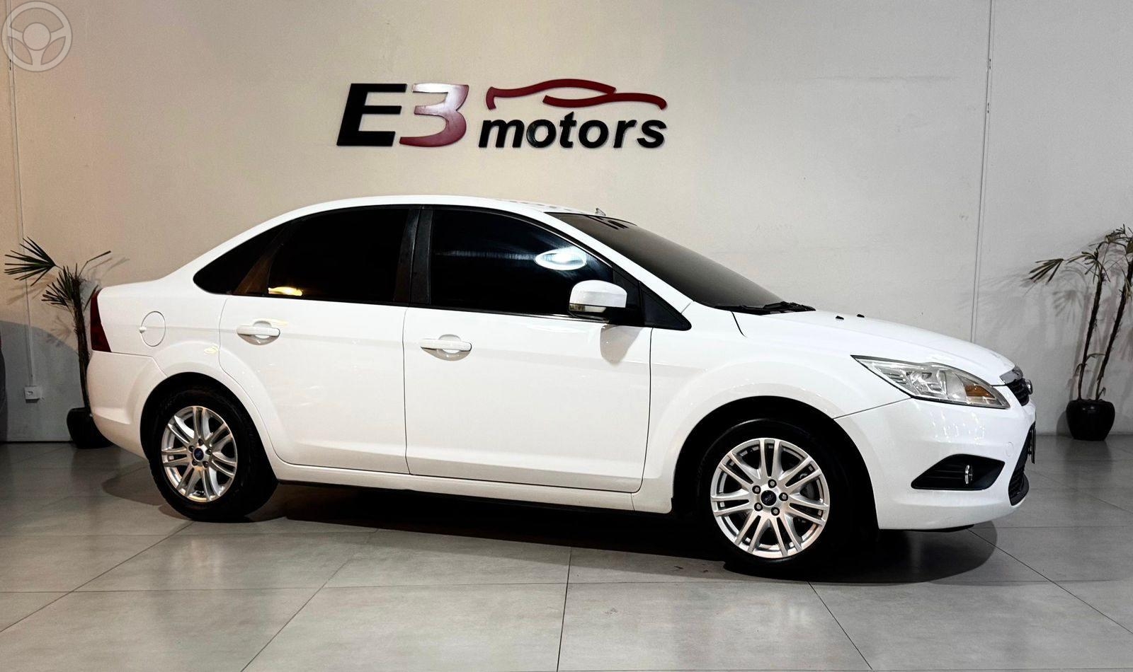 FOCUS 1.6 GL SEDAN 16V FLEX 4P MANUAL - 2012 - NOVO HAMBURGO