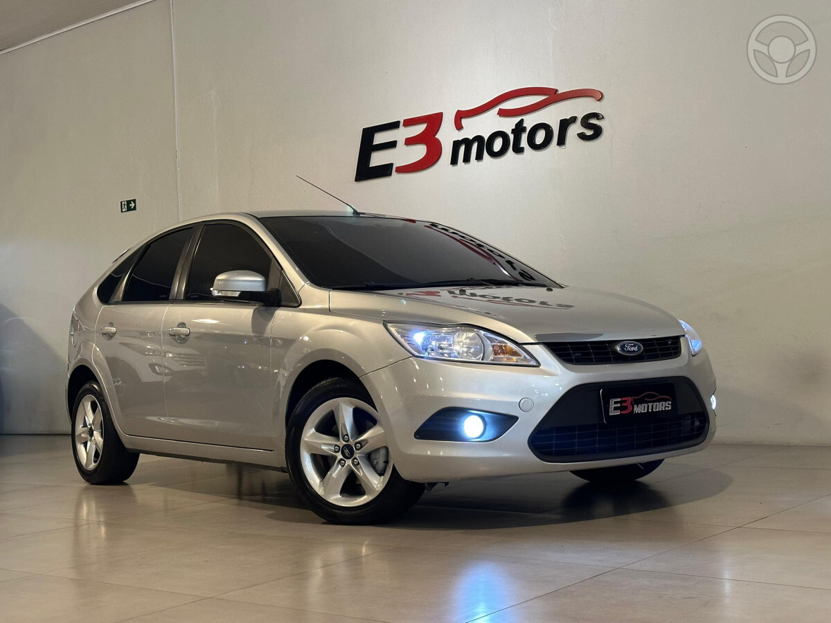 FOCUS 1.6 GLX 16V FLEX 4P MANUAL - 2013 - NOVO HAMBURGO