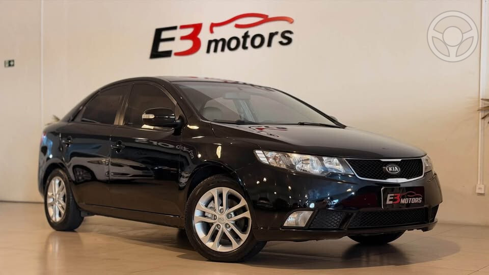 CERATO 1.6 EX SEDAN 16V 4P MANUAL - 2010 - NOVO HAMBURGO