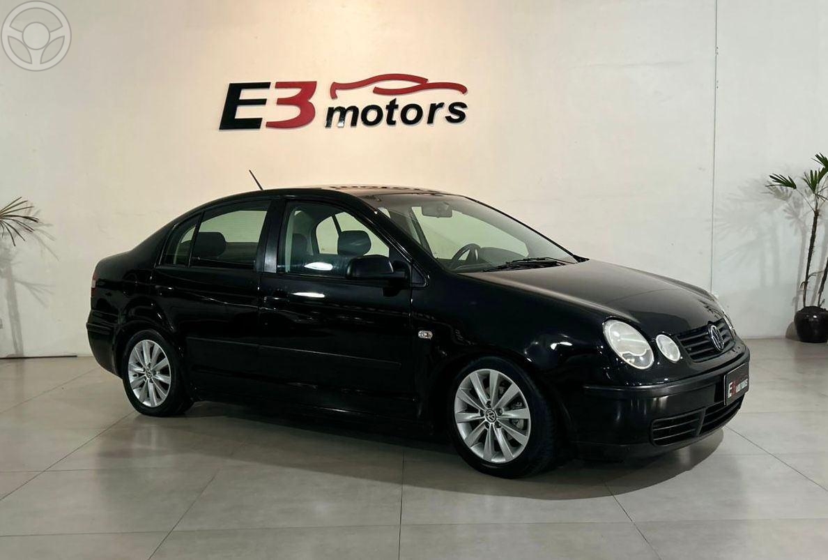 POLO SEDAN 1.6 8V 4P MANUAL - 2004 - NOVO HAMBURGO
