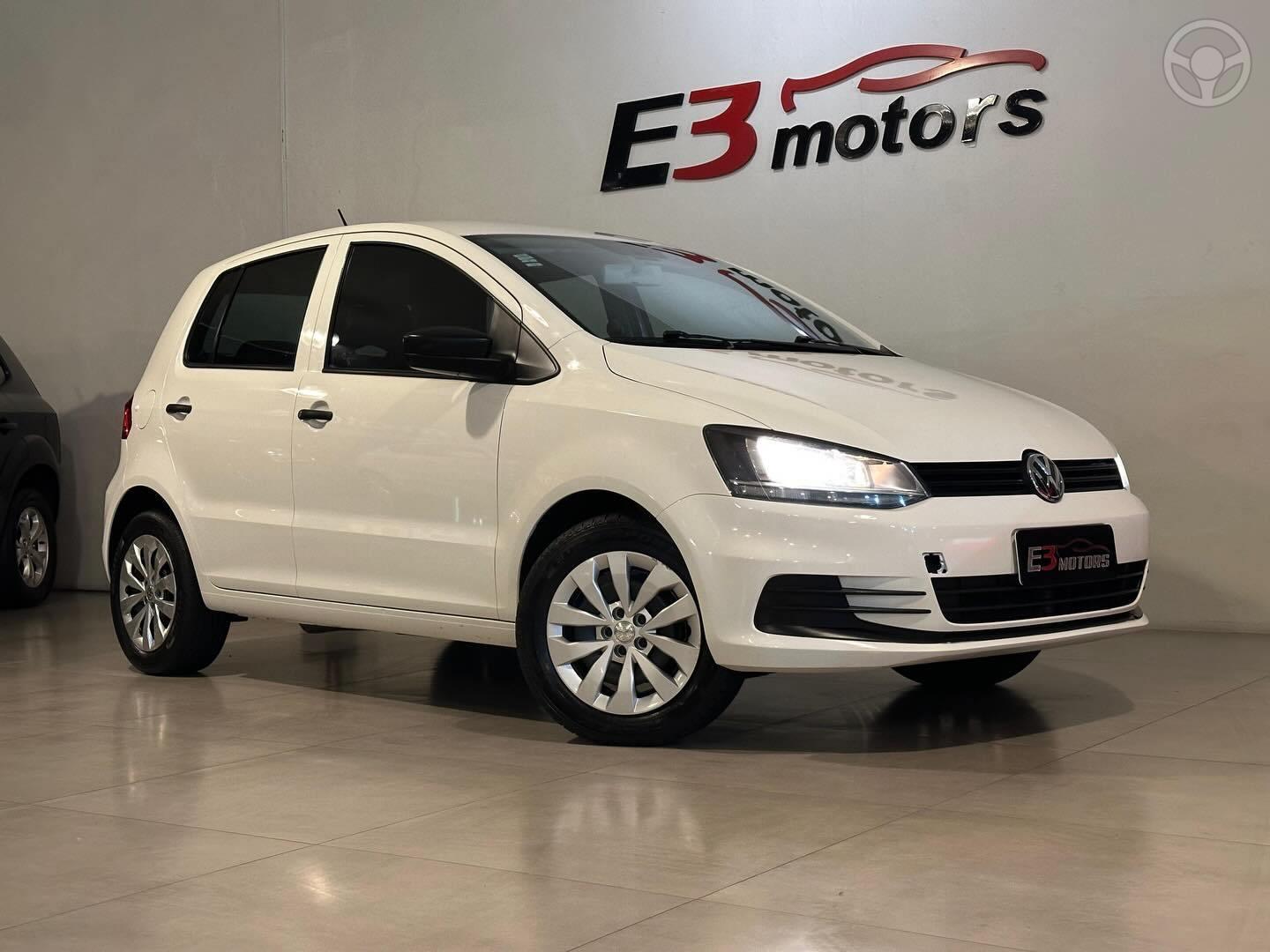 FOX 1.0 ITREND 8V FLEX 4P MANUAL - 2017 - NOVO HAMBURGO