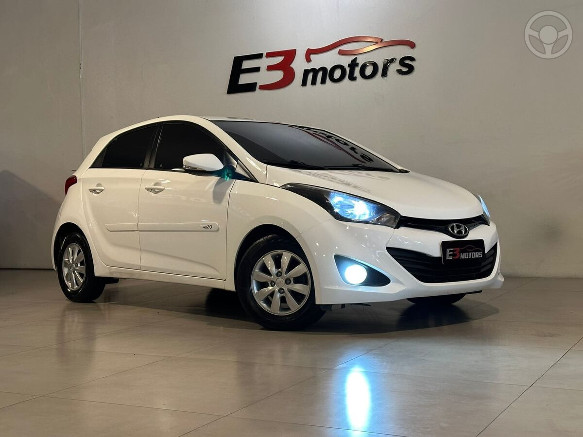 HB20 1.0 COMFORT 16V FLEX 4P MANUAL - 2015 - NOVO HAMBURGO