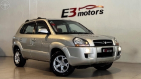 tucson 2.0 mpfi gls 16v 143cv 2wd flex 4p automatico 2012 novo hamburgo