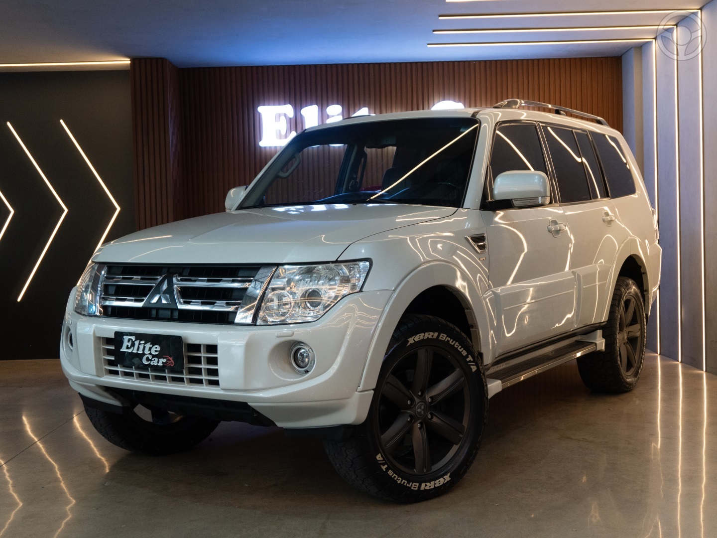 PAJERO FULL 3.2 HPE 4X4 16V TURBO INTERCOOLER DIESEL 4P AUTOMÁTICO - 2014 - ESTâNCIA VELHA
