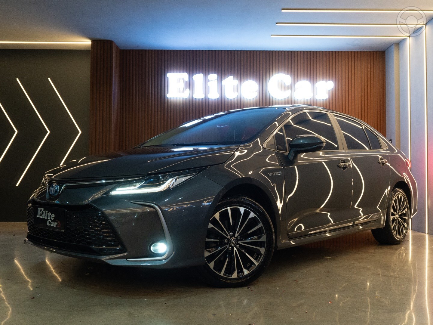 COROLLA 1.8 VVT-I HYBRID FLEX ALTIS PREMIUM CVT - 2024 - ESTâNCIA VELHA