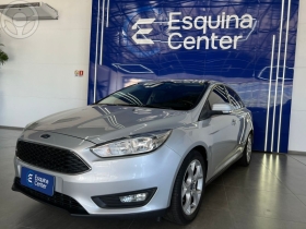 focus sedan se 2.0 2019 teutonia