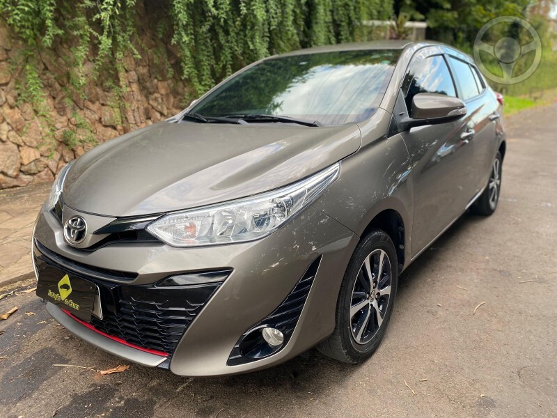 YARIS XS 1.5  - 2020 - ESTRELA
