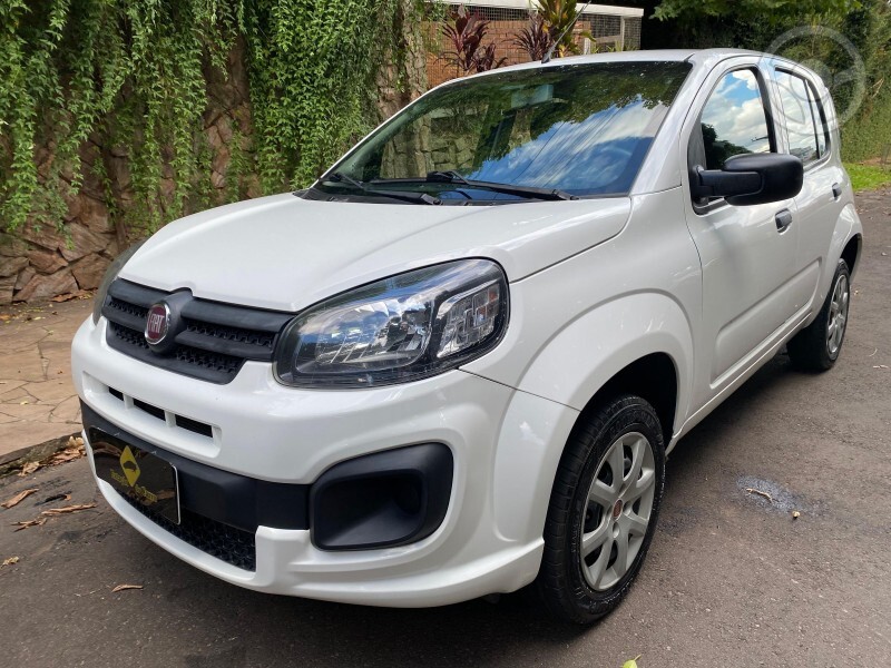 UNO ATTRACTIVE 1.0 EVO - 2021 - ESTRELA