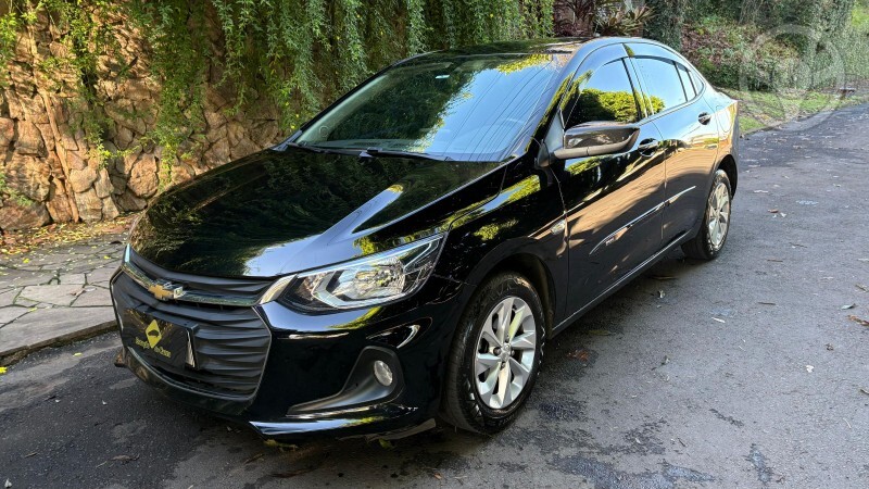 ONIX SEDAN PLUS LTZ 1.0 - 2022 - ESTRELA