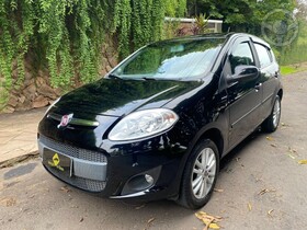 palio essence dualogic 1.6 2015 estrela