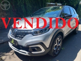 captur iconic 1.3 2022 estrela