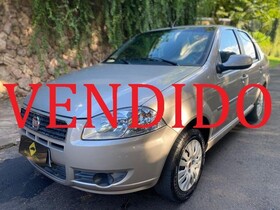 siena el celeb. 1.0 2012 estrela