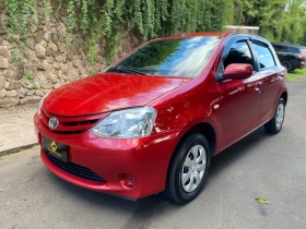 etios xs 1.3 2013 estrela
