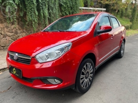 grand siena essence 1.6 2014 estrela
