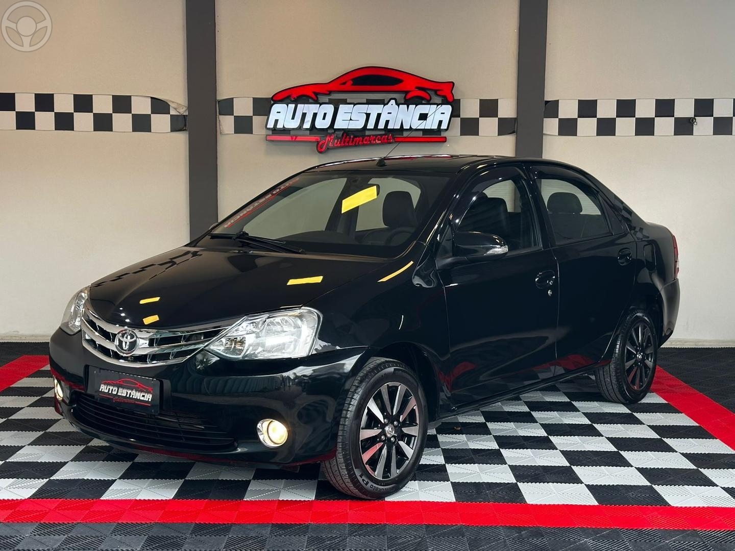 ETIOS 1.5 PLATINUM SEDAN 16V FLEX 4P MANUAL - 2015 - NOVO HAMBURGO