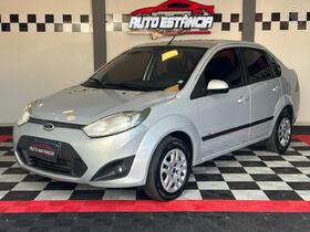 fiesta 1.6 rocam se plus sedan 8v flex 4p manual 2014 novo hamburgo