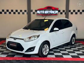 fiesta 1.6 se sedan 16v flex 4p manual 2014 novo hamburgo