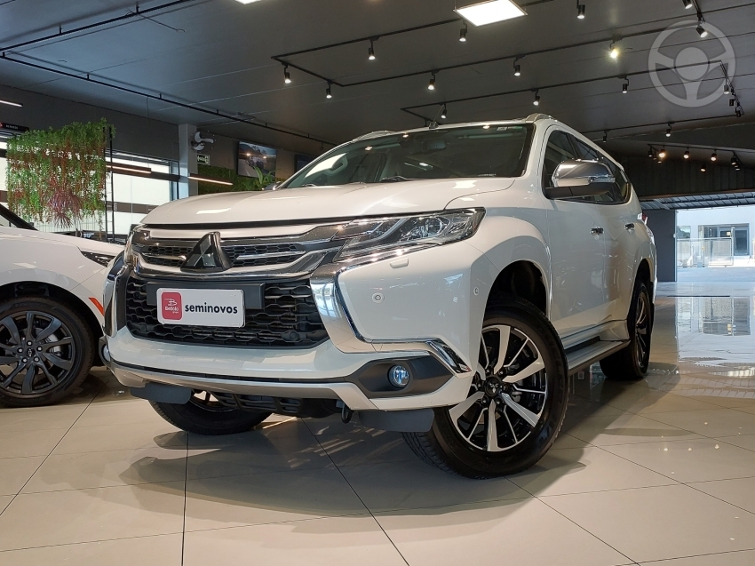 PAJERO SPORT 2.4 HPE 4X4 DIESEL 4P AUTOMÁTICA - 2020 - LAJEADO