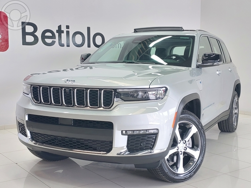 GRAND CHEROKEE 2.0 4XE TURBO HÍBRIDO 4P AUTOMÁTICO - 2023 - LAJEADO