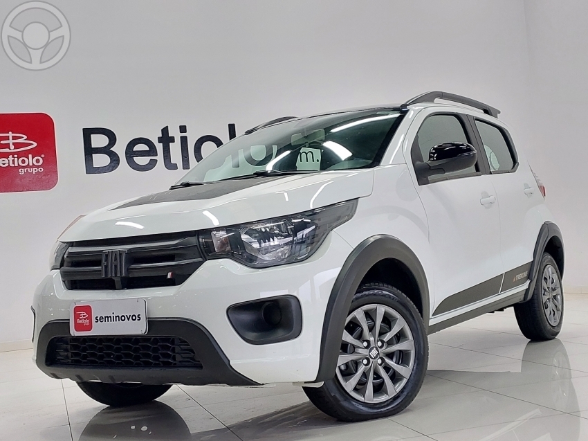 MOBI 1.0 TREKKING 8V FLEX 4P MANUAL - 2022 - LAJEADO