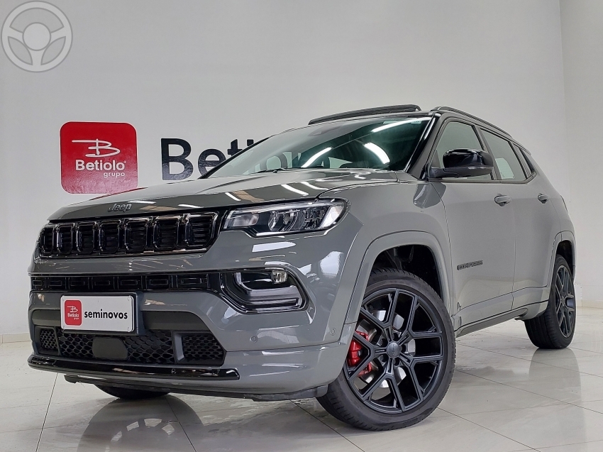 COMPASS 2.0 HURRICANE BLACKHAWK 4X4 TURBO 4P AUTOMÁTICO - 2025 - LAJEADO