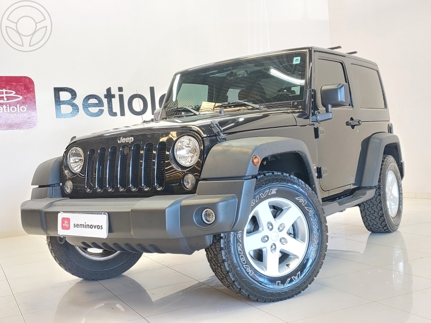 WRANGLER 3.6 SPORT 4X4 V6 12V 2P AUTOMÁTICO - 2015 - LAJEADO
