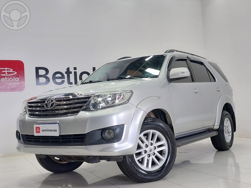 HILUX SW4 2.7 SR 4X2 16V FLEX 4P AUTOMÁTICO - 2014 - LAJEADO