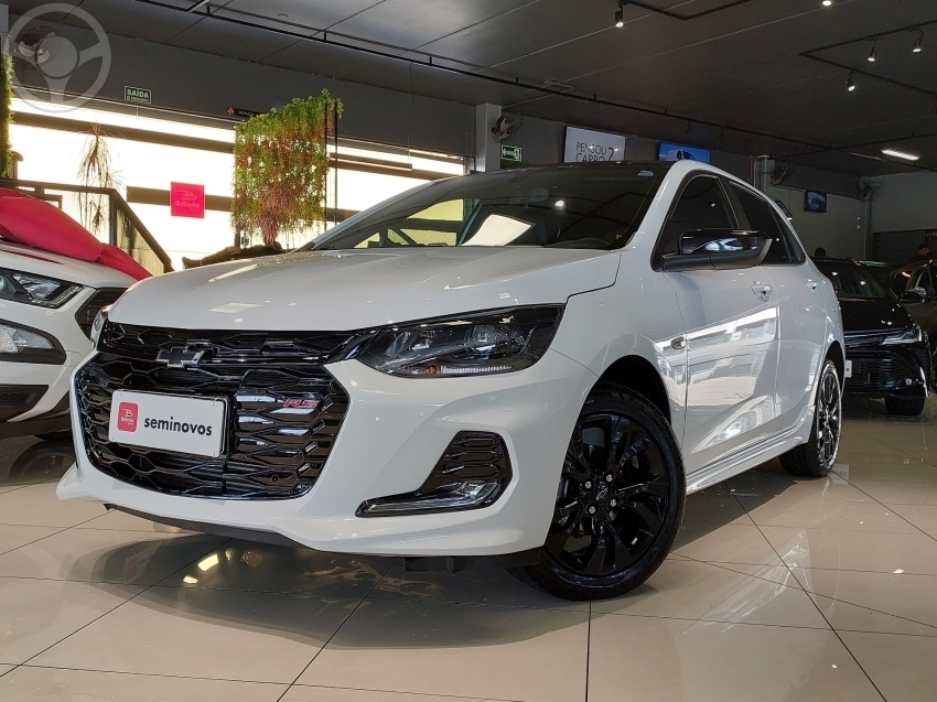 ONIX 1.0 TURBO FLEX RS 4P AUTOMÁTICO - 2024 - LAJEADO