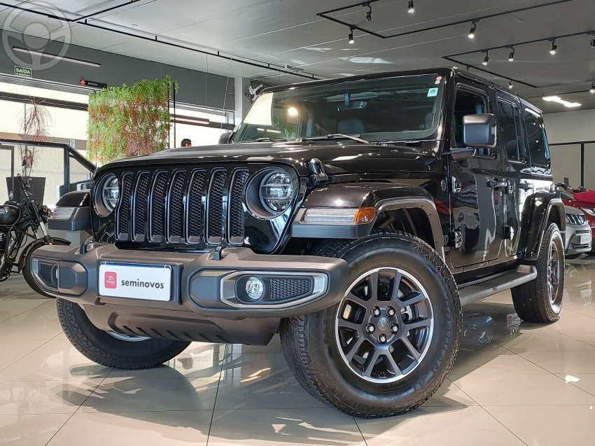 WRANGLER 2.0 TURBO UNLIMITED SAHARA 4X4 4P AUTOMÁTICO - 2021 - LAJEADO