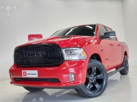classic 5.7 v8 laramie night edition cd 4x4 automatico 2022 lajeado