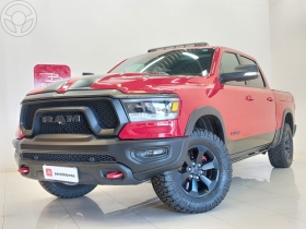 1500 5.7 v8 rebel cd 4x4 4p automatico 2021 lajeado