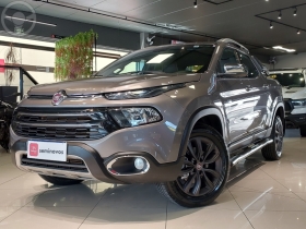 TORO 2.0 16V TURBO DIESEL RANCH AT 4X4 AUTOMÁTICO