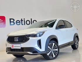 fastback 1.0 200 turbo drive flex 4p automatico 2025 lajeado