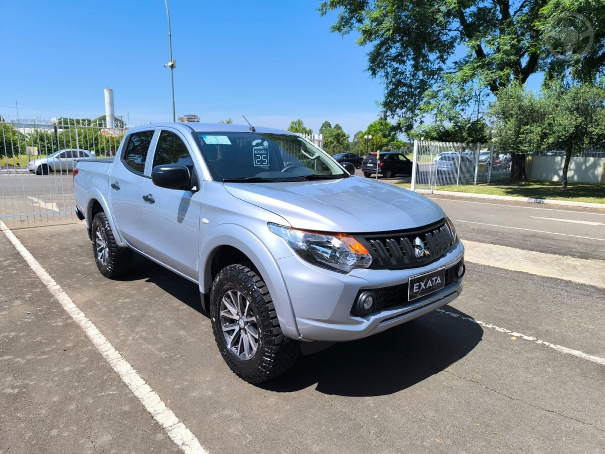 L200 2.5 4X4 CD 8V TURBO DIESEL 4P MANUAL - 2025 - ERECHIM