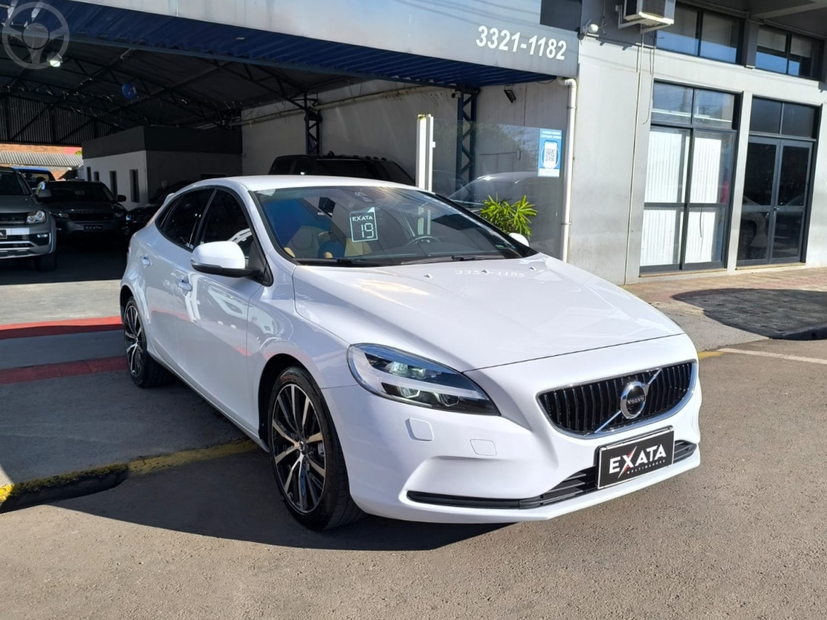 V40 2.0 T4 MOMENTUM 4P AUTOMÁTICO - 2019 - ERECHIM