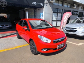 grand siena 1.6 mpi essence 16v flex 4p manual 2013 erechim