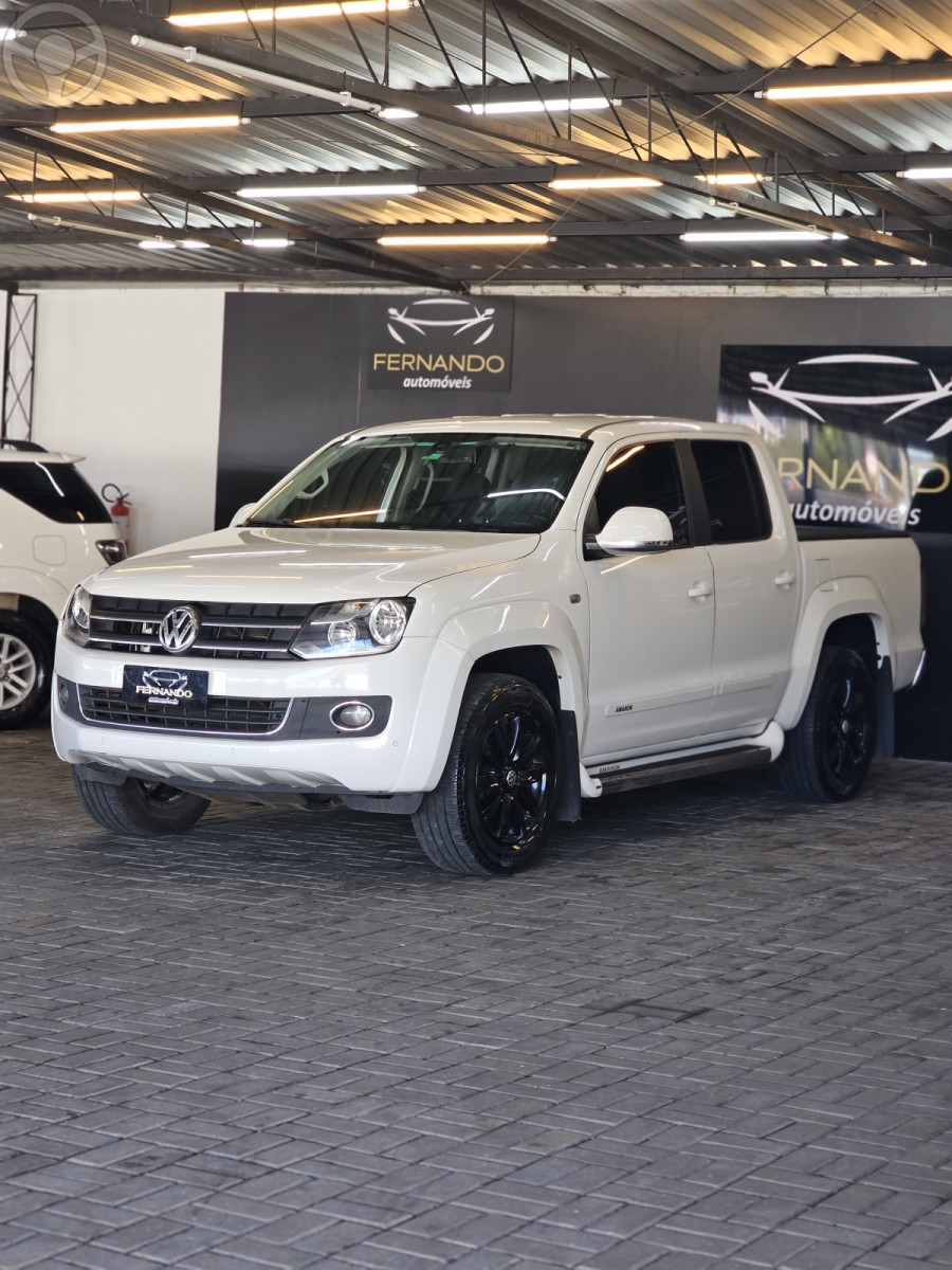 AMAROK 2.0 DARK LABEL 4X4 CD 16V TURBO INTERCOOLER DIESEL 4P AUTOMÁTICO - 2014 - SANTA MARIA