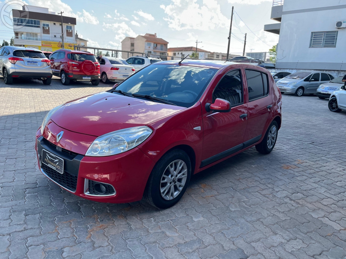 SANDERO 1.0 EXPRESSION 16V FLEX 4P MANUAL - 2013 - SANTA MARIA