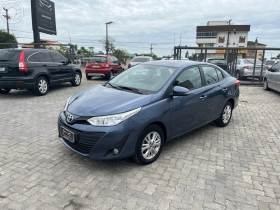 yaris 1.5 xl live sedan 16v flex 4p manual 2019 santa maria