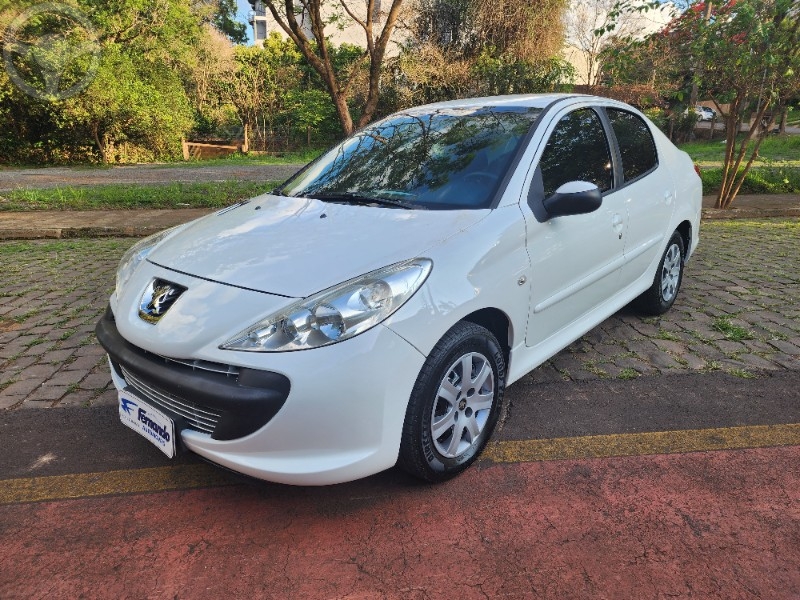 207 SEDAN PASSION XR 1.4 FLEX - 2013 - ARROIO DO MEIO